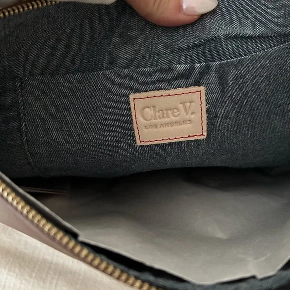 Clare V Moyen Messenger Bag - Picture 5 of 8